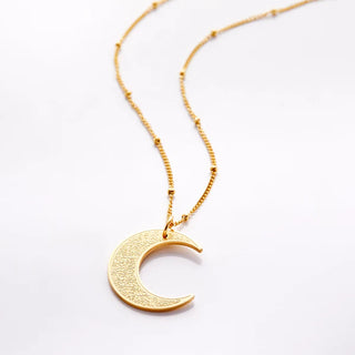 Ayatul Kursi Crescent Necklace - SOULFEEL PAKISTAN- FEEL THE LOVE 