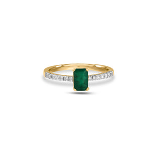 Luxurious Emerald Ring - 925 Silver - SOULFEEL PAKISTAN- FEEL THE LOVE 